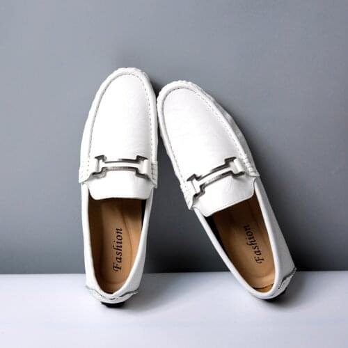 Men Shoes Casual White Summer Mens Loafers Genuine Leather Moccasins Man Size 37-45 Breathable Flat Slip on Driving Shoes Male