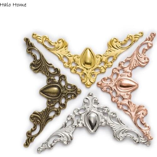 50 Piece 4 Colors Carved Book Scrapbooking Albums Folders Box Bags Decorative Collar Corner Wooden Case Decorative 41x41mm