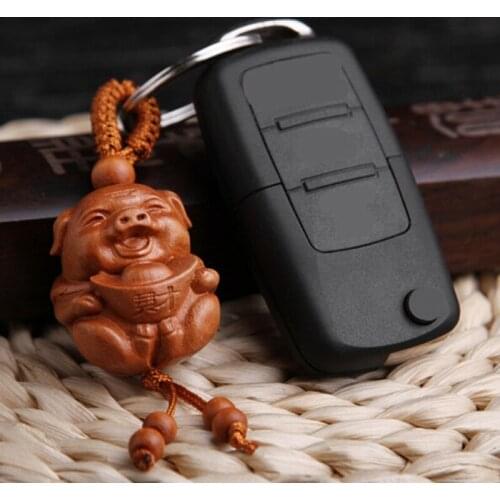 Lucky Pendant 2019 Pig Of Year Carving Wood Key Ring Wood Pig Treasure Key Chain Gift Decor For Key Bag For Men Women Bag Charm