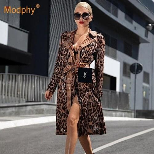 High Quality Winter New Snake Print Coat Women Sexy Belt Slim Patent Leather Washed Coats Female Elegant Fashion Party Clothing