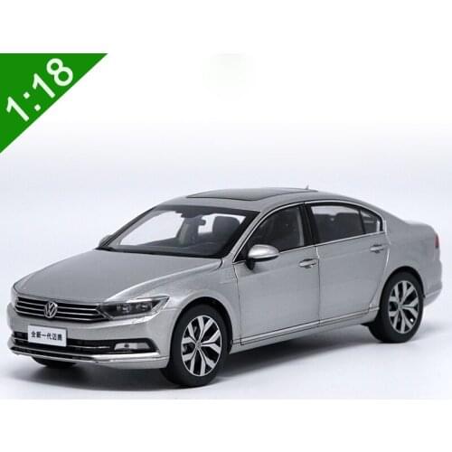 1:18 High Meticulous VW 2017 Magotan Alloy Model Car Static Metal Model Vehicles With Original Box