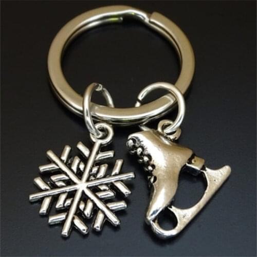1pc Fashion Winter Sports Keychain Alloy Keychain Ring Skates Skate Shoes Snowflake Pendant Silver Color Keychain Jewelry Gifts