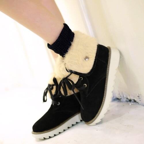 2021 Winter Hot Sale Womens Shoes Thick-soled Warm Short Ankle Boots Lace-up Large Size Snow Martin Boots For Female