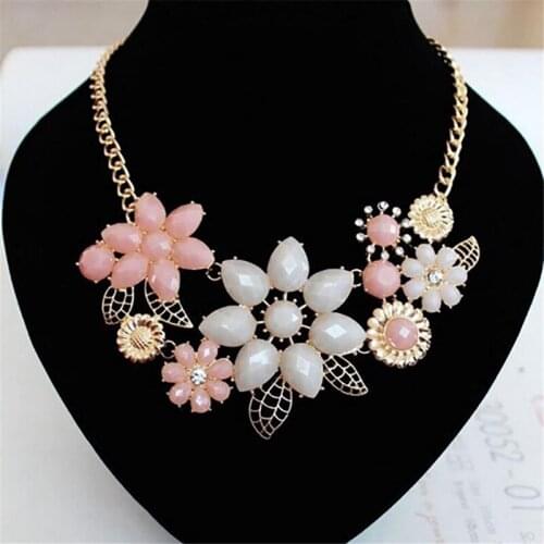 Fashion Women Jelly Necklace Alloy Resin Flowers Exquisite Necklace Women Flower Elegant Charm Jewelry Wedding Necklaces