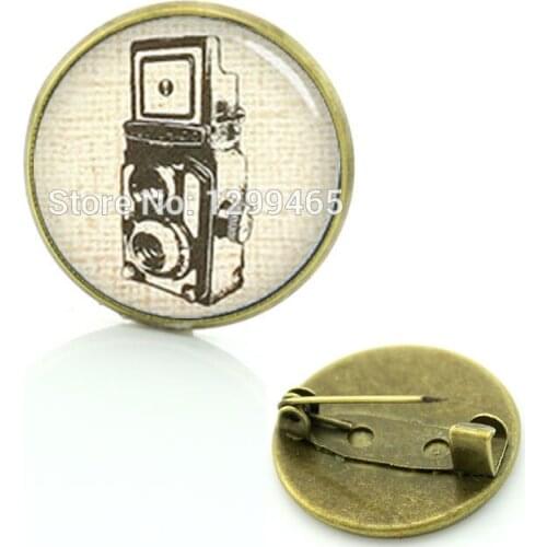 2017 Sale Top Fashion Broche Independent Original Design Camera Brooches Vintage Simple Pin Decoration Male Lens Badge T844