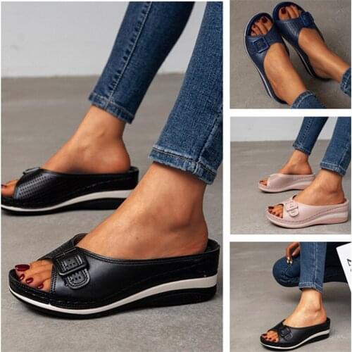 2021 Summer Thick Bottom Fish Mouth Slope Heel Ladies Slippers Hook Loop Adjustable Upper Design Outdoor Beach Casual Slippers