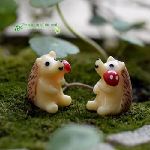 ZOCDOU 1 Piece Hedgehog Hedgepig Animal Europe Spain Model Small Statue Figurine Crafts Figure Ornament Miniatures DIY Garden