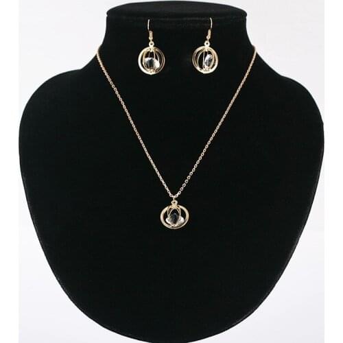 YFJEWE 2018 Top Fashion Women Classic Snowflake Necklaces Earrings Sets Charm Crystal Elegant Bridal Wedding Jewelry Sets #N171