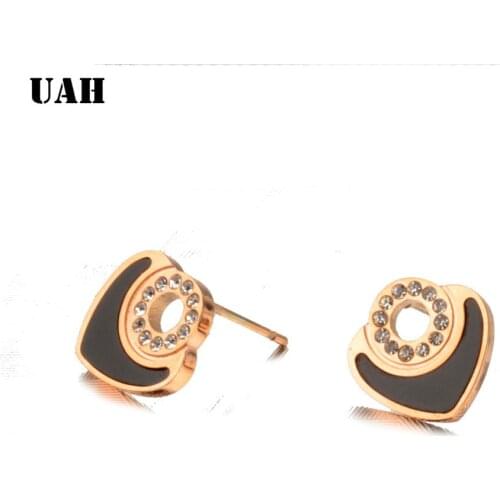 UAH Hot Sale Romantic Jewelry Stud Earrings For Wedding Elegant AAA Cubic Zirconia Stone Stainless steel heart Earring Dropship