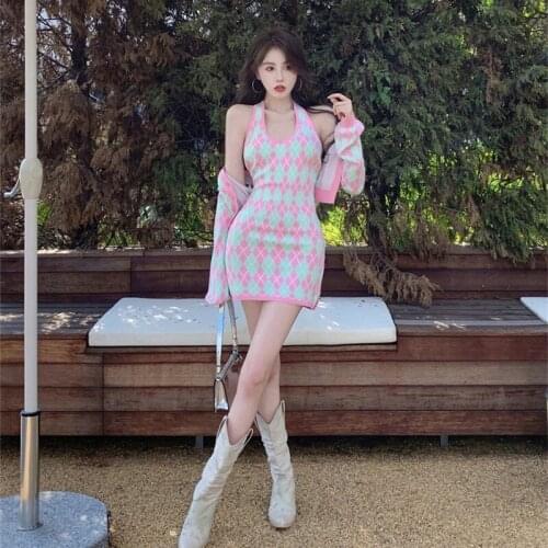 Diamond Knit Dress Autumn Sweet Wind Hanging Neck V-neck Suspender Contrast Color Halter Skirt + Long Sleeve Cardigan Jacket