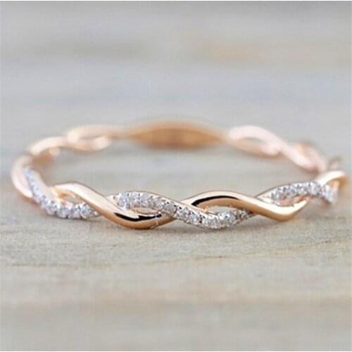 New diamond inlaid twist ring, simple fashion jewelry for lovers