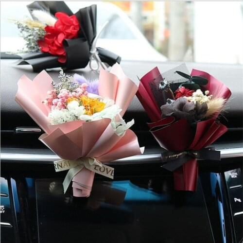 Car handmade dried flower perfume creative car air outlet bouquet decoration car air conditioning decoration aroma clip female