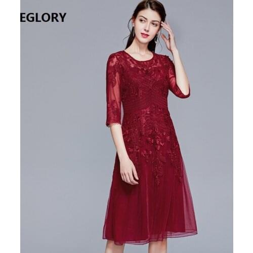 4xl Dress Vestidos De Festa 2020 Spring Summer Party Brides Of Mother Women Sexy Tulle Mesh Embroidery Mid-Calf Dress Wine Red