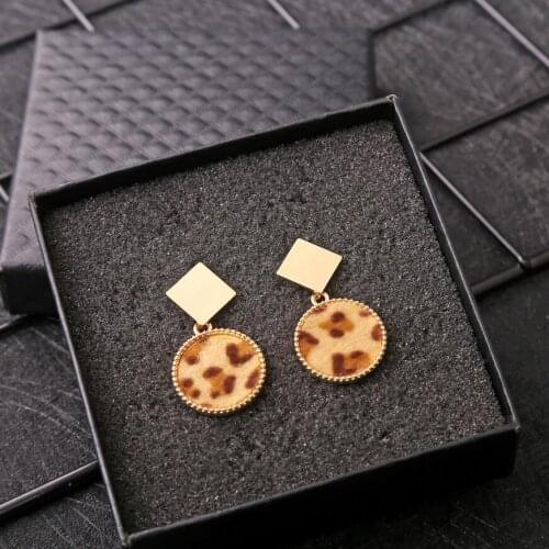 Kuziduocai New Fashion Jewelry Geometric Brushed Metal Dangle Plush Leopard Statement Drop Earrings For Women oorbellen E-1872