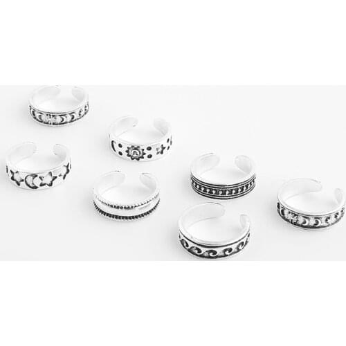 7Pcs Vintage Hollow Carved Star Moon Toe Rings Kits Bohemian Adjustable Open Finger Ring For Women Boho Beach Foot Ring Jewelry