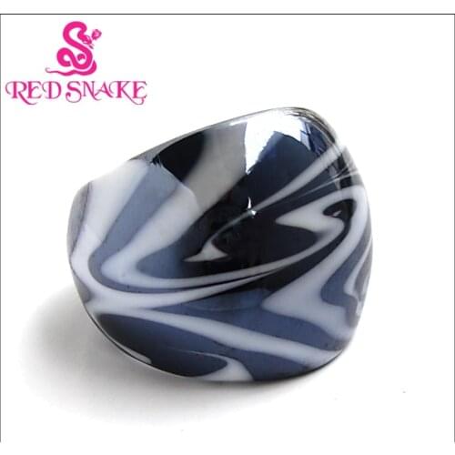 RED SNAKE Fashion Ring Handmade Black and White zebra-striped Murano Glass Ring