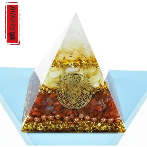 Quartz Red Onyx Energy Healing Crystal Reiki Pyramid Chakras Natural Stone Orgone Orgonite Pyramids Fengshui Home Decoration