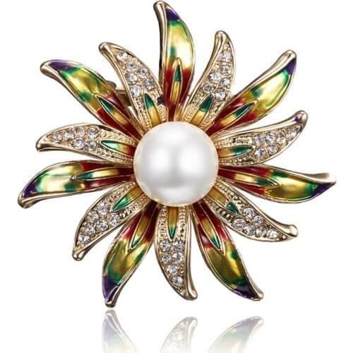 Fashion Women Enamel Pin Large Flower Brooches Lady Imitation Pearls Rhinestone Crystal Wedding Brooch Plant Jewelry Accessorise