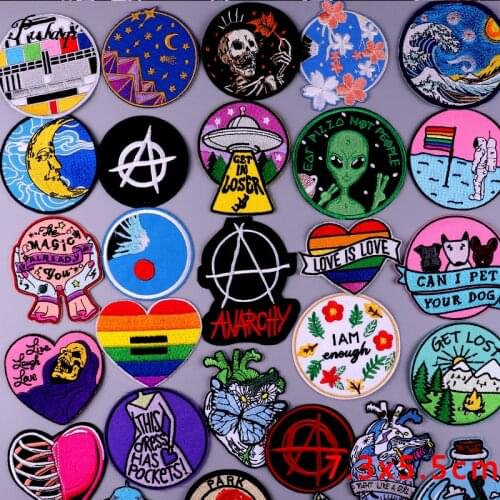Punk Skull Embroidered Patches For Clothing Animal Dog Stripes Patch Stickers Gay UFO Patch Iron on Patches for Clothes Applique