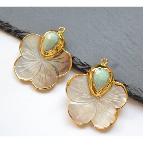 New flower shape Shell pearl pendant with amazonitr bead gold electroplated edges