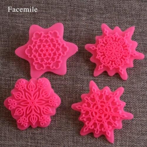 4PCS/Set Snowflake Gift Embosser Christmas Lace Press Biscuit Fondant Cookie Cutter Mold Bakeware Pastry Decoration Tool 51057