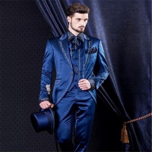 Classic Style White men Suit Embroidery Groom Tuxedos Groomsmen Mens Wedding Prom Suits Formal Suits Sets (Jacket+Pants+Vest)