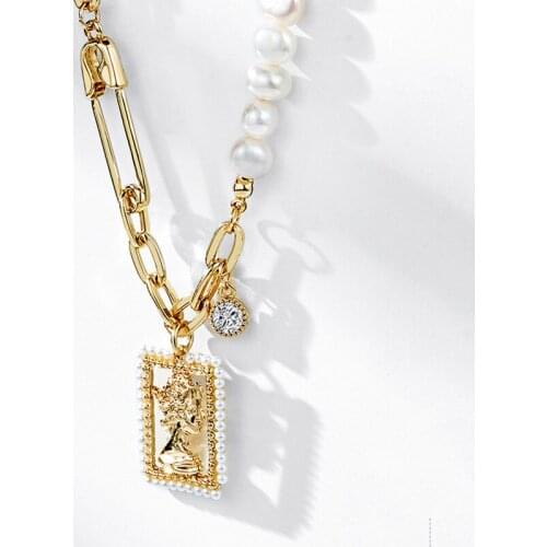 Sculpture Head Pendant Natural Freshwater Pearl Necklace For Women GoldColor Unique Design Fashion Jewelry Clavicle Chain Choker