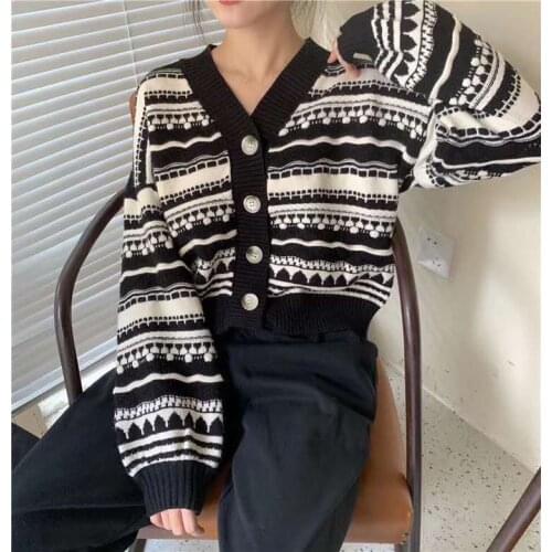 Women Oversized Sweater 2020 Winter Korean Vintage Geometric Striped Long Sleeve Sweater Coat Knitted Cardigan Knitwear T523