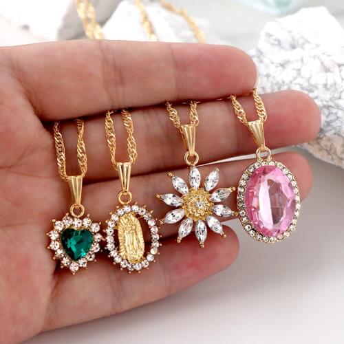 Boho Crystal Heart Multilayered Necklaces Jewelry Religious Rhinestone Cross Portrait Golden Metal Clavicle Chain Necklace New