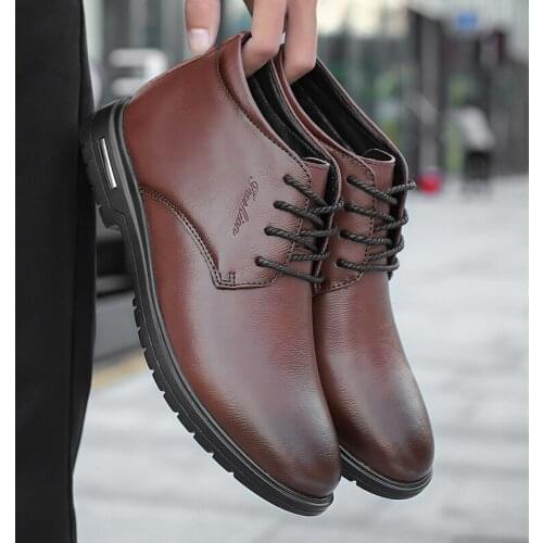 Winter mens casual leather shoes flannel high-top mens shoes casual shoes rubber sole to keep warm Winter mens shoes 38-47