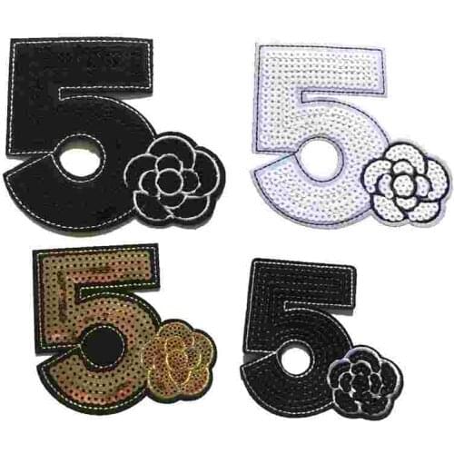 2pcs Iron On Patches Clothes DIY 5 With Flower Sequined Patches For Clothings White Black Gold Sewing Badge In Kids Shirt DIY