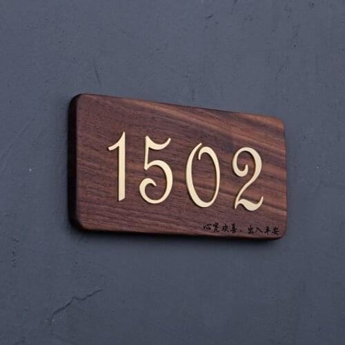 Metal inlaid solid wood combination doorplate identification nameplate Nordic home Japan B & B classroom custom Studio Hotel cre