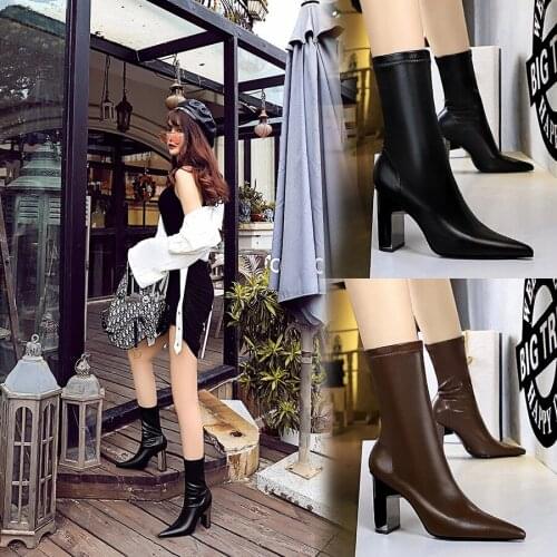 Fashionable boots, thin metal thick with sexy high-heeled tines nightclub show thin winter boots