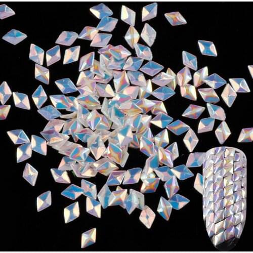 Manicure New Sequins Phototherapy Nail DIY Jewelry 3D Diamond Sequins Three-Dimensional Rhombic Dynamic Flash Nail Art