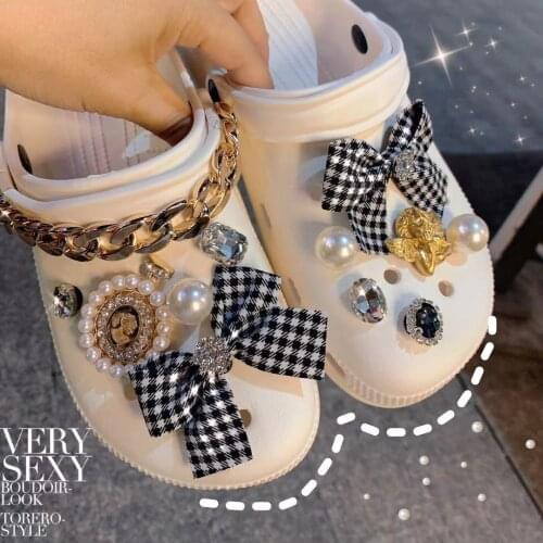 Slides Bling Charms Shoes Accessories Fashion Shoes For Children Women Sandals Accessories Punk Metal Blood Diamond Decaration