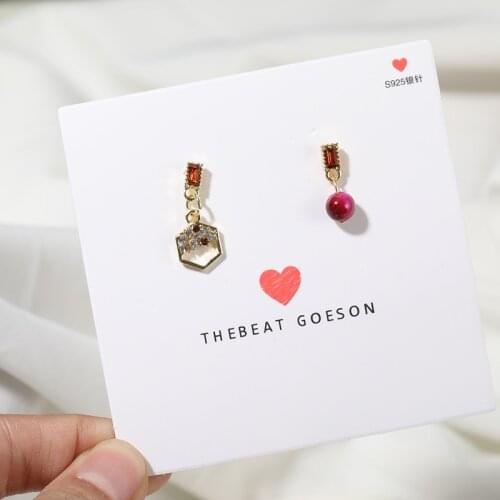 Charm Earrings Fashion New Korean Version Of The Pearl Small And Asymmetrical Round Crystal Hexagon Female Earrings Wholesale