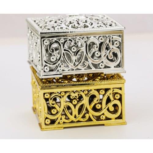 24PCS Hollow Out Flower Pattern Gift Boxes Square Mini Candy Boxes Packaging Case Party Favors Wedding Birthday (Golden Silver)