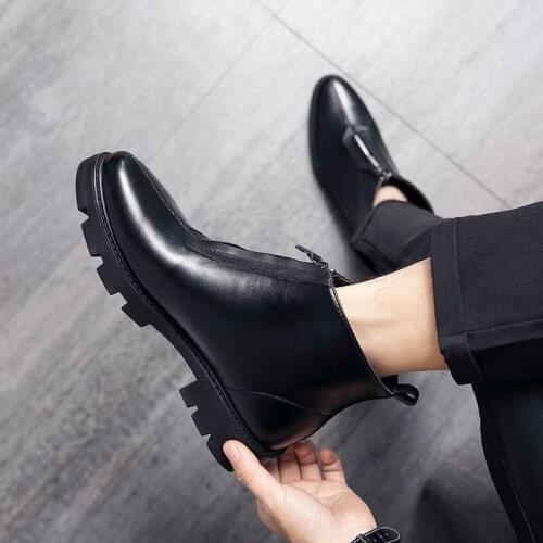 Mens Shoes Genuine Leather fashion Men Loafers Shoes high top breathable Vintage Tassel Slip On Outdoor Shoes Mocassins Homme