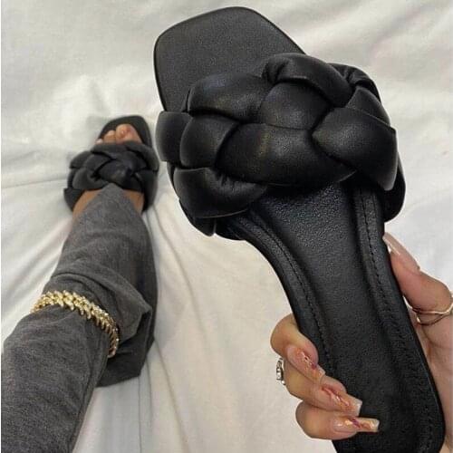 2021 Designer Slides Slippers Women Sandals Summer Shoes for Women Flat Sandals Rubber Shoes Leather Slides Soulier Shoes Woman