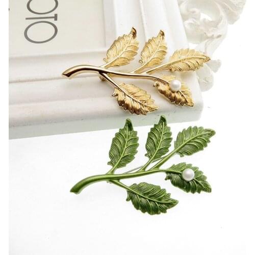 Ancient ways big good-looking direct selling pearl leaves new brooch brooches chain.scarves buckle accessories
