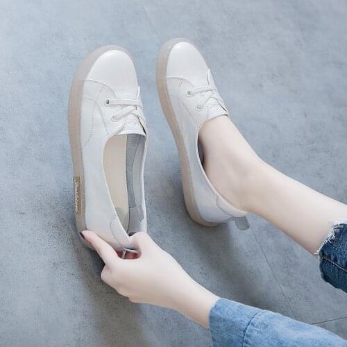 Pregnant Women Shoes Female 2019 Summer Large Size Shallow Mouth Single Tendon Soft Bottom Fat Feet Wide Fat Nurse Leather Shoes