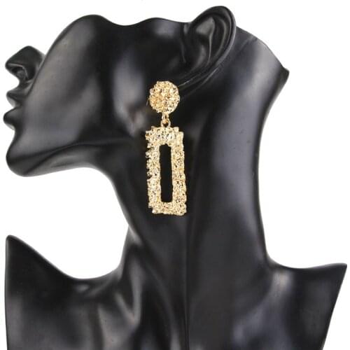 Acrylic Stud Earrings 2020 Fashion New Earrings Exaggerated Simple Rectangular Embossed Flower Acrylic Earrings Women