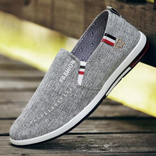 New Breathable Men Canvas Shoes Sports Casual Fashion Comfortable Denim Shoes Men Sneakers Size 39-44