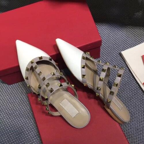 Rivet flat sandals cow leather women luxury brand shoes female fashion geuine leather 2020 branded leather shoes lady