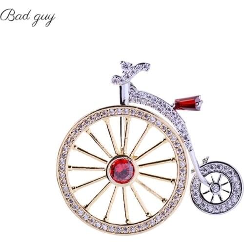 Luxury Bicycle ircon Brooches for Womens Cute Brooch Pin Jewelry Clothing Decor Pins Metal Sailboat Brooche Pins Accessories