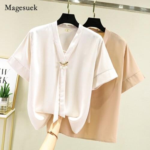 Plus Size Korea Summer Women Short Sleeve Shirt Solid V-neck Beading Chiffon Blouse for Women Casual Loose Clothing Blusa 15464
