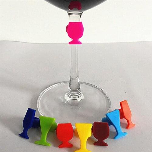 8Pcs Kitchen Silicone Wine Glass Marker Reusable Cup Identifier Glass Shape Drinks Cup Sign For Cocktail Dinner (Mixed Colors)