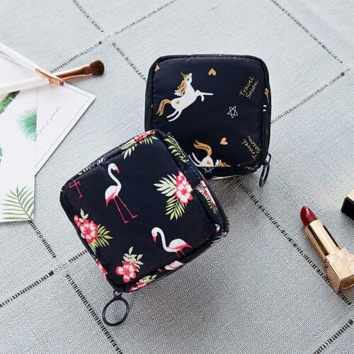 1Pcs New Fashion Floral Storage Pouch Mini Beauty Napkin Bag Travel Flamingo Cosmetic bags For Womens Makeup travel organizer