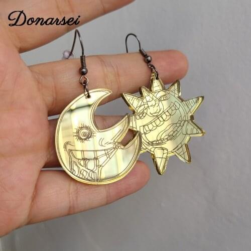 Donarsei Personality Gold Color Mirrored Evil Sun Moon Drop Earrings For Women Halloween Horror Design Dangle Earrings Party