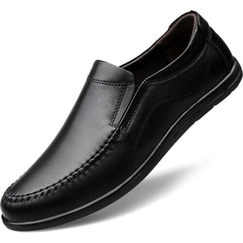 2020 Fashion Mens Shoes 37 to 46 Big Plus big Size Genuine Leather Casual Men Shoes Soft Moccasins Loafers for man black color